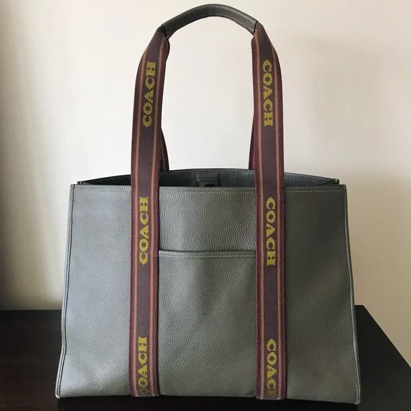 Coach Large Smith Leather Tote Purse in Olive Green, With Scarf - Picture 5 of 16